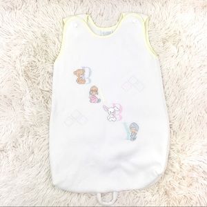 VINTAGE PRECIOUS MOMENTS Wearable Blanket 6 mo